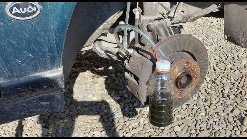 Aerisirea frânelor: ordinea corectă și 3 metode